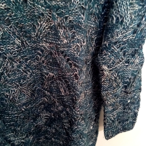 Open Knit Pointelle V Neckline Sweater - Picture 8 of 15
